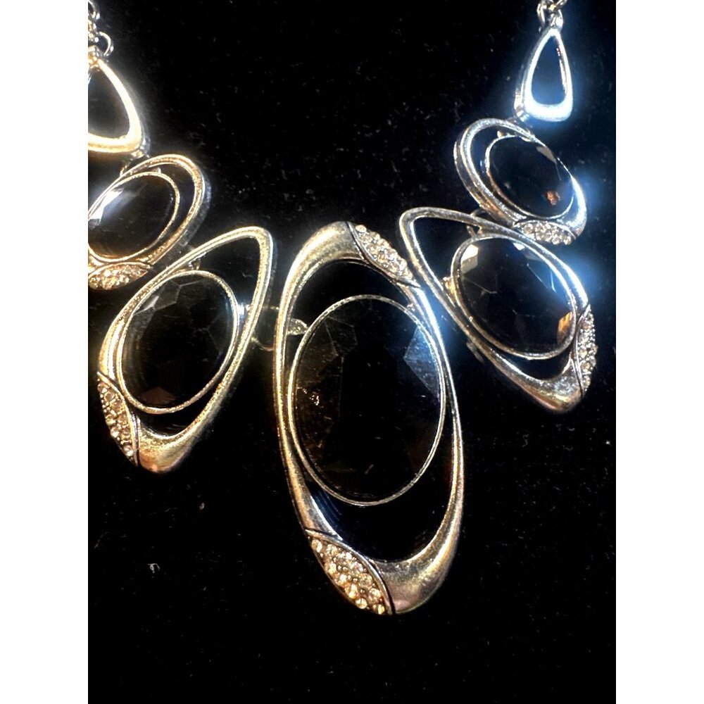 Paparazzi Silver & Black Faceted Stone Necklace & Earrings Set - Picture 5 of 8